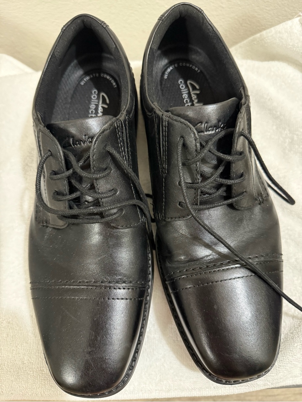 Clarks Black Leather Men’s Lace-Up Oxfords
